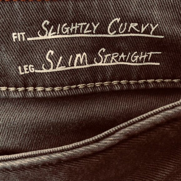 Eddie Bauer Womens Jeans Size 12 Black Denim Slightly Curvy Slim Straight Casual - Picture 9 of 12